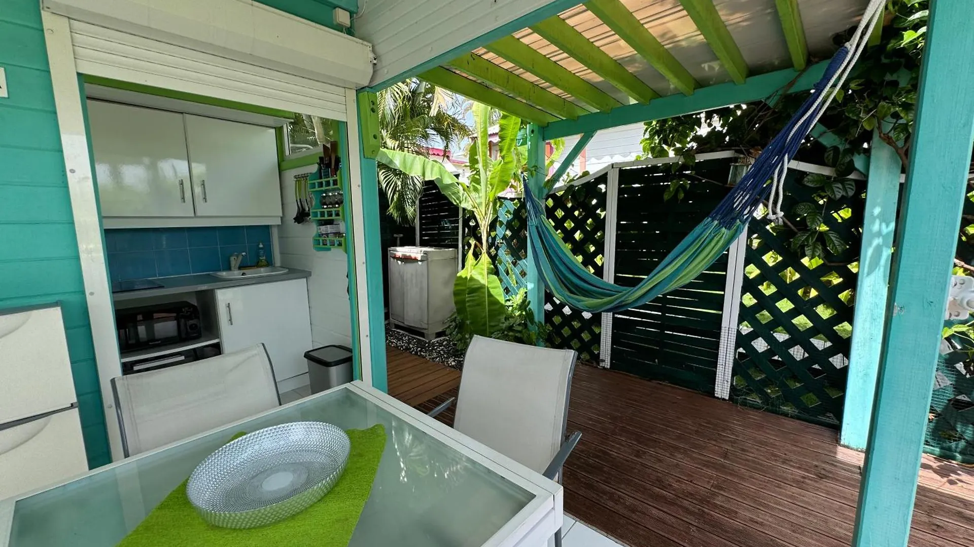 Alpinia Bungalow Сент-Анн 0*,  Гваделупа